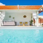 Olea With Heated Pool And Jacuzzi * Sukošan