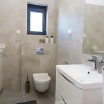 Villa Olea With Heated Pool And Jacuzzi