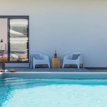 Olea With Heated Pool And Jacuzzi Villa Sukosan