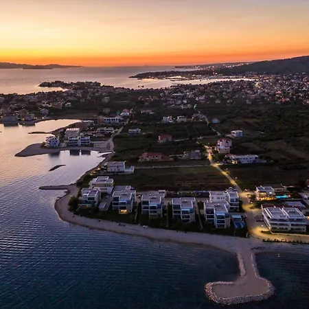 Vila Olea With Heated Pool And Jacuzzi Sukošan
