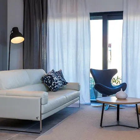 Villa Olea With Heated Pool And Jacuzzi *