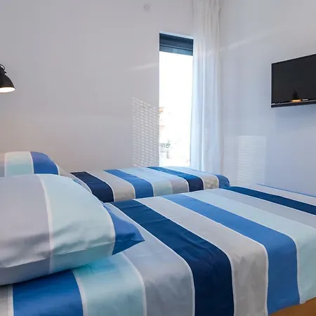 Olea With Heated Pool And Jacuzzi Villa *