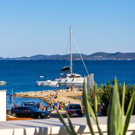 Vila Olea With Heated Pool And Jacuzzi