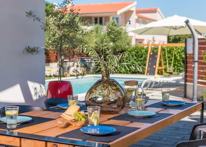 Olea With Heated Pool And Jacuzzi Villa Sukošan