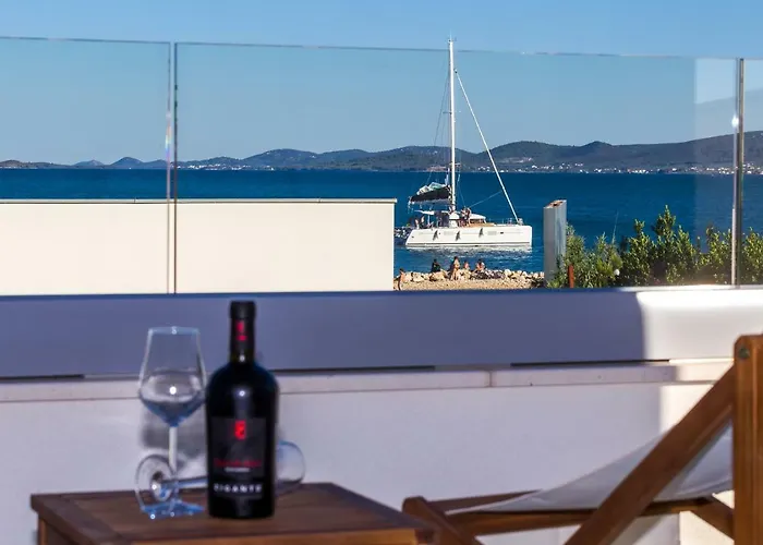 Вилла Olea With Heated Pool And Jacuzzi *